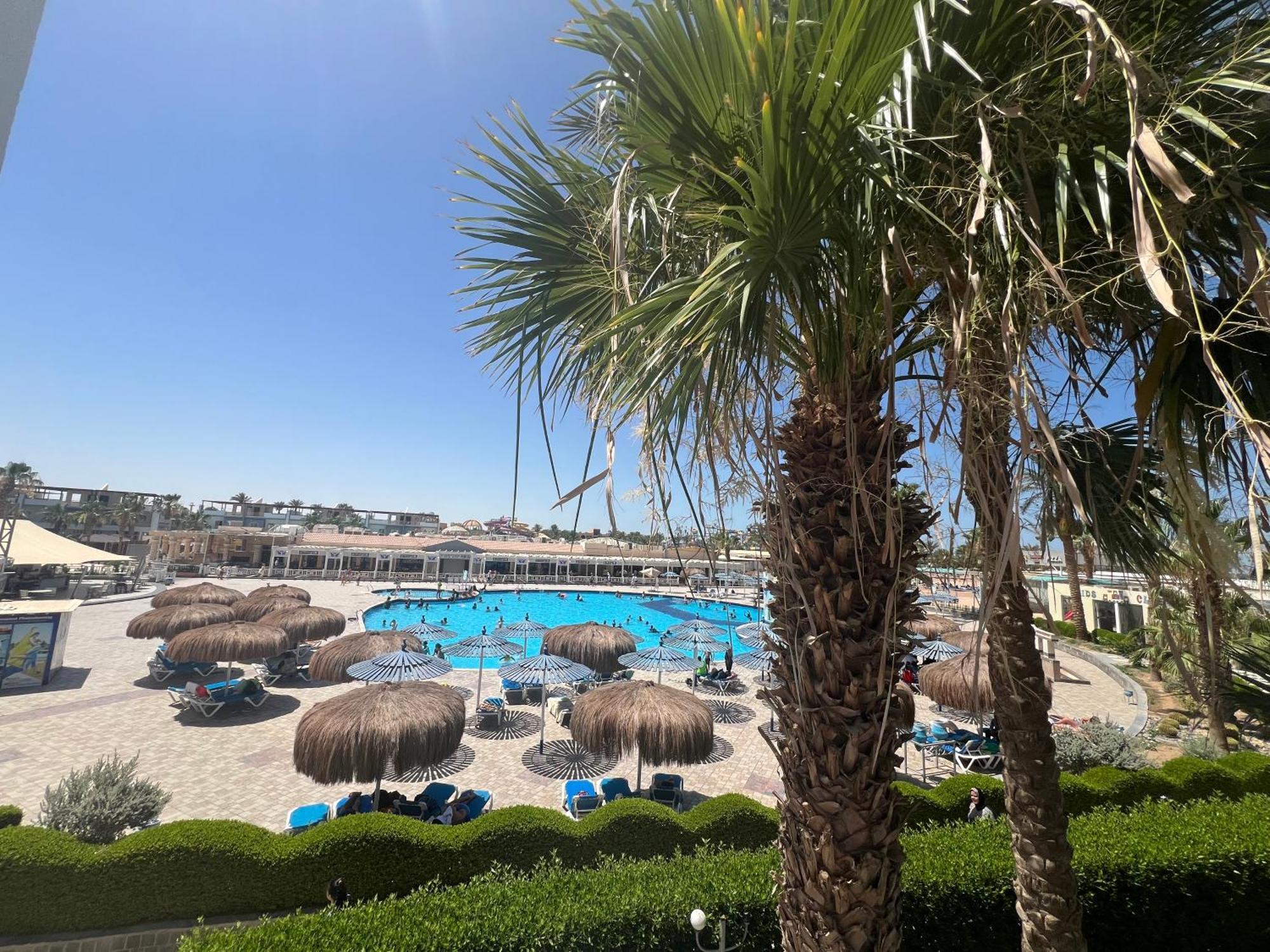 הורגהדה Chalet In Mirage Resort Bay Resort & Aqua Park מראה חיצוני תמונה